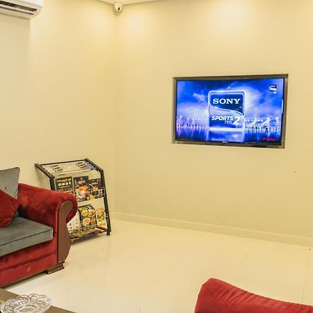 Pan Emirates Hotel Apartments Şarja Dış mekan fotoğraf