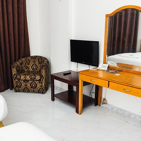 Pan Emirates Hotel Apartments Şarja Dış mekan fotoğraf
